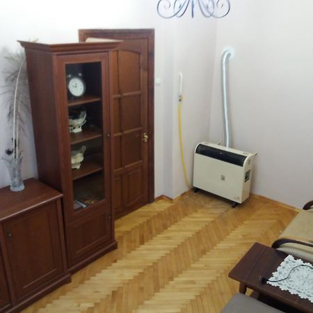 Pylnykarska 6 Apartment Liov Exterior foto